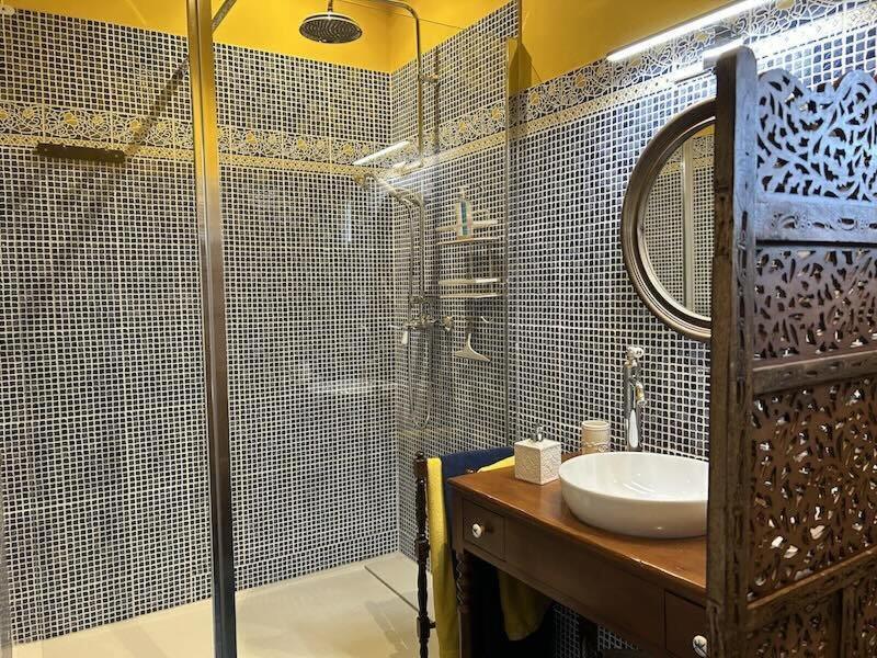 Fontaine Des Magnarelles Hotell Althen-des-Paluds Rum bild